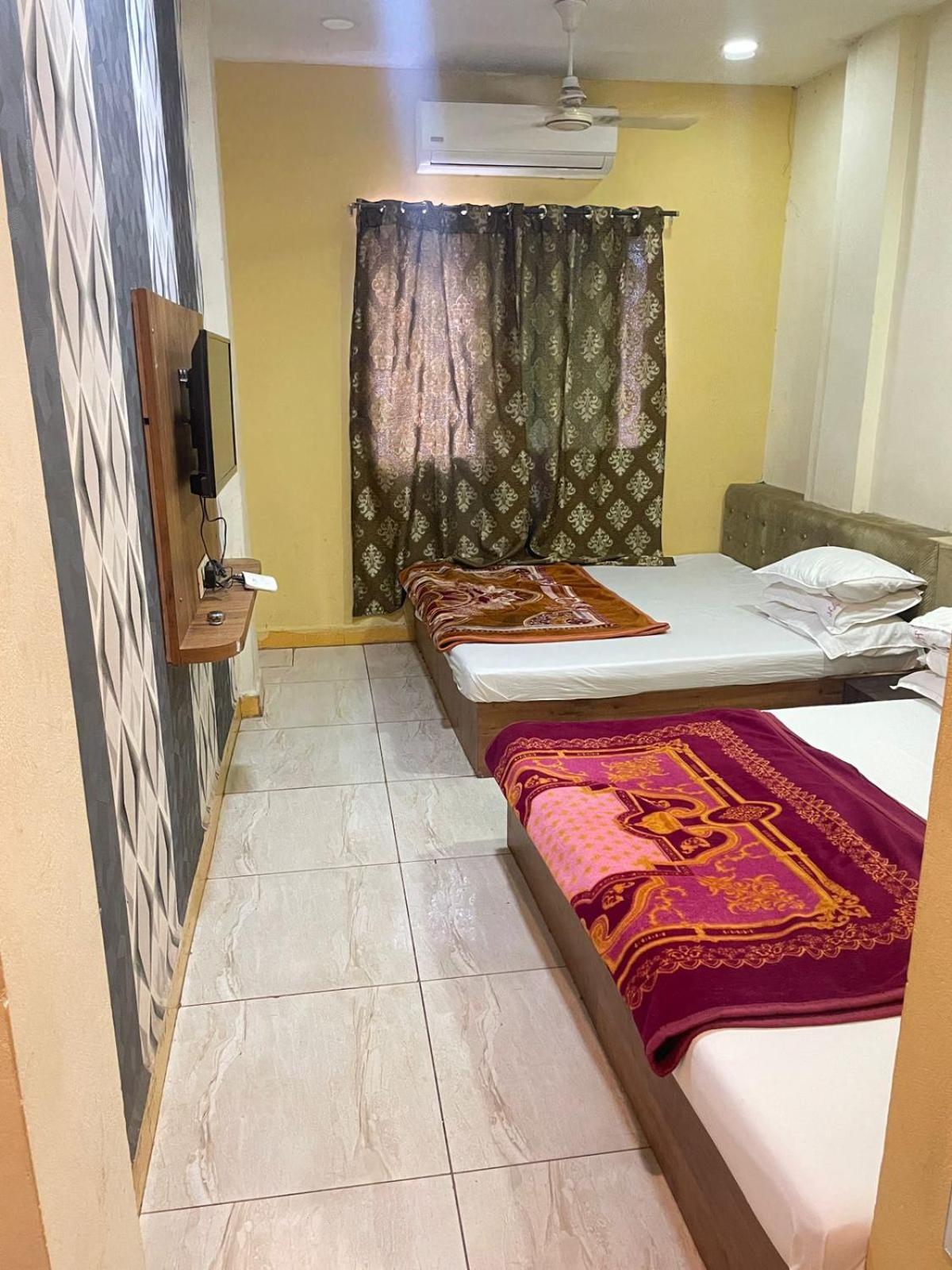 Hotel Amritam Inn Ujjain Ngoại thất bức ảnh